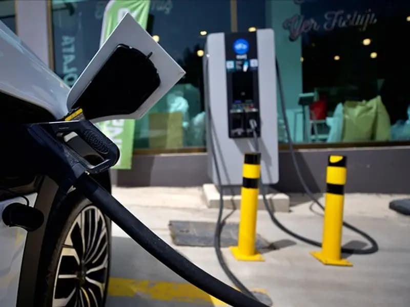 Elektrikli Araç Şarj Hizmetlerinde Ek Ücretler Yasaklandı