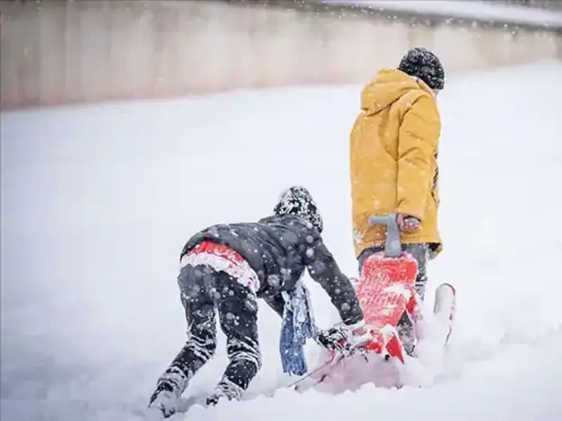 Kar Yağışı Sonrası 14 Ocak'ta Okullar Tatil Mi? İstanbul'da Ne Oldu?