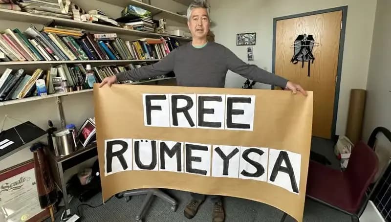 ABD’li Profesör Rümeysa Öztürk İçin Acil Açlık Grevine Başladı!