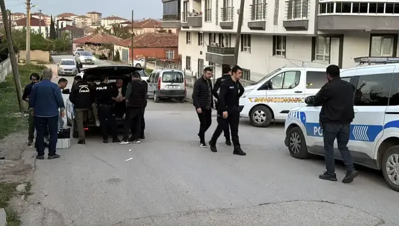 Kırıkkale'de Silahlı Kavga Çıktı: Gökyüzü Kurşunla Dolduruldu