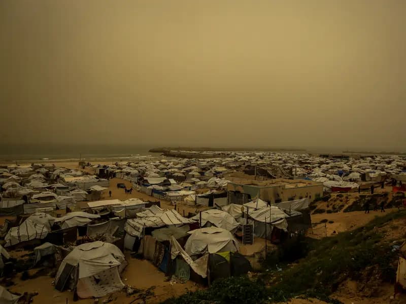 Gazze'de Kum Fırtınası Hayatı Zorlaştırıyor