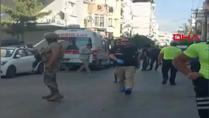 İzmir'de Karakola Silahlı Saldırı: İki Şehit, Bir Yaralı Haberiyle İlgili Gelişmeler