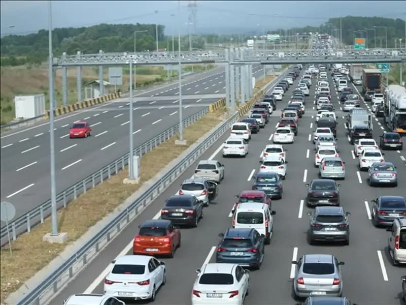 Ramazan Bayramı'nda Yola Çıkacaklar İçin Araç Bakım Uyarısı
