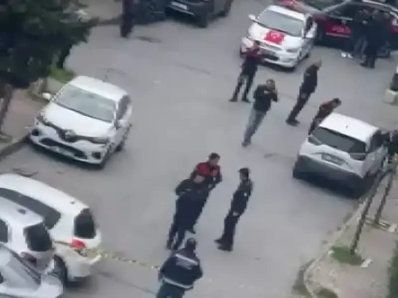 Yolda Yürürken Kurşun Yağmuruna Tutulan Adamın Hikayesi