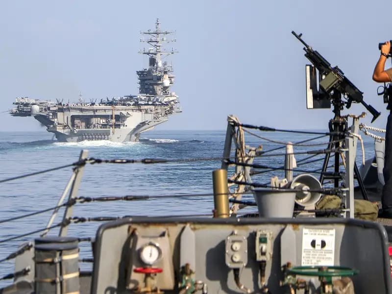 İran Savaşı'nda 23. Gün: Hürmüz Tehdidi ve ABD'nin Yanıtı