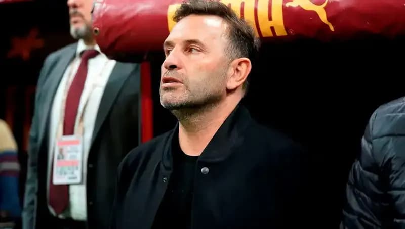 Galatasaray'da Okan Buruk'tan Şaşırtan Tek Değişiklik!