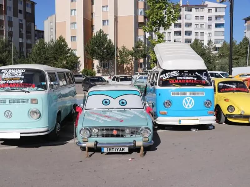 Modifiye Araçlar Üzerindeki Düzenleme: Vatandaş Memnun, Esnaf Şikayetçi