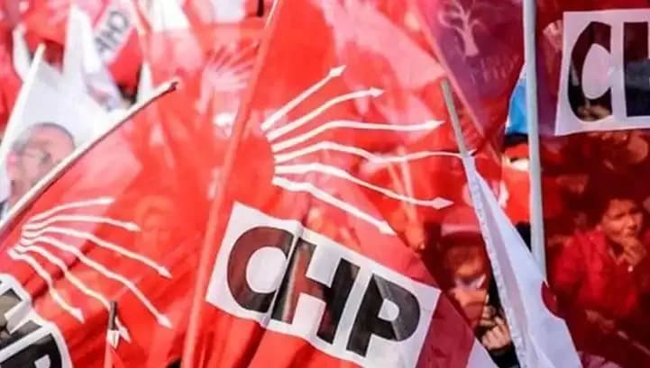 CHP'nin Ataşehir, Esenyurt ve Sarıyer İlçe Kongreleri Neden Yapılmayacak?