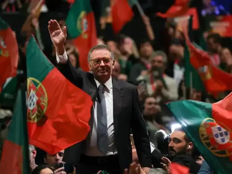 Portekiz'in Yeni Cumhurbaşkanı: Sosyalist Parti'nin Adayı Seguro'nun Zaferi