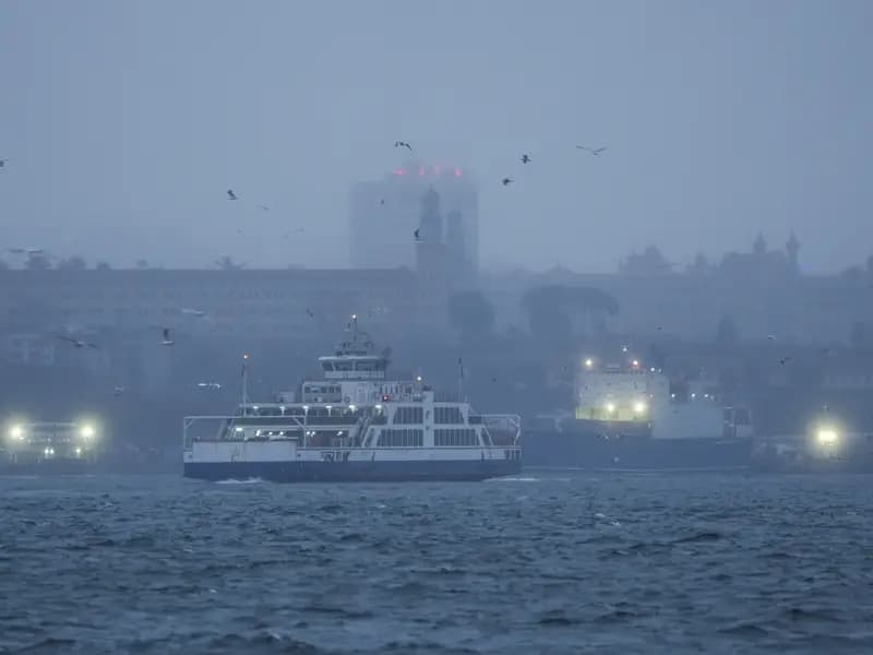 İstanbul'da Sabah Sis Etkili Oluyor: Görüş Mesafesi Düşüyor
