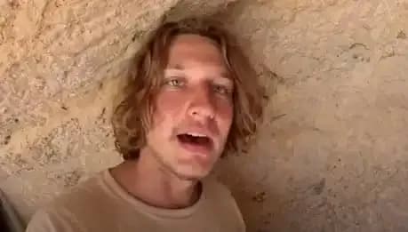 Yasaklı Kızılderili Kabile Adasına Giriş Yapan Turist Tutuklandı!