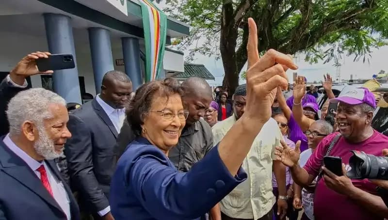 Surinam, Tarihinde İlk Kadın Devlet Başkanını Seçti: Devrim Niteliğinde Bir Adım
