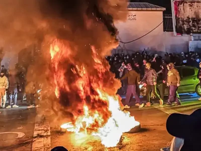 İran'daki Protestolar İle Can Kaybı Sayısı Endişe Verici Şekilde 2000'i Geçti