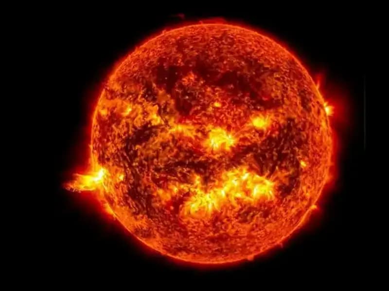 Güneş’te İki Üst Düzey Patlama: Canlıları Etkileyecek Fırtına Yolda!