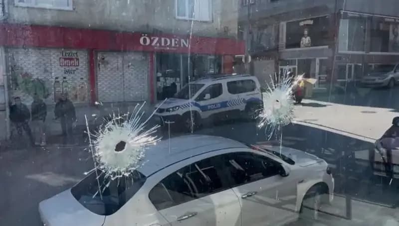 Bursa'da Kıraathaneye Silahlı Saldırı: Olayın Sebepleri ve Sonuçları