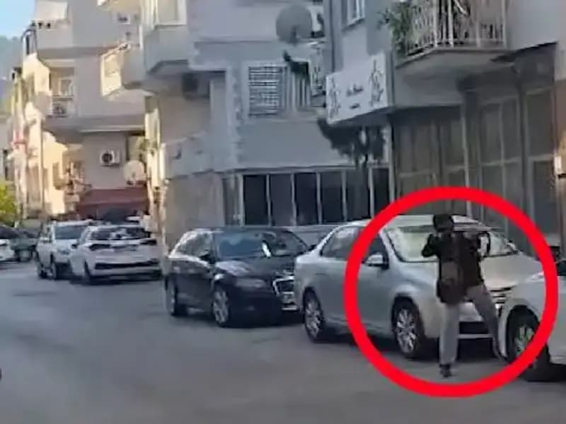 İzmir’deki Silahlı Çatışma: Anbean Yaşananlar Güvenlik Kamerasında