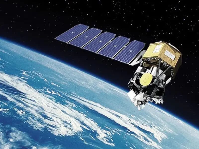 Türkiye, Alçak Yörünge Uyduları İçin SpaceX ve Amazon ile Görüşüyor