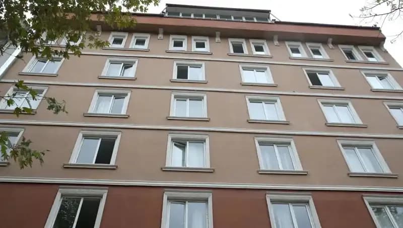 Kastamonu'da Üzücü Olay: Otelin Penceresinden Düşen Kadın Hayatını Kaybetti