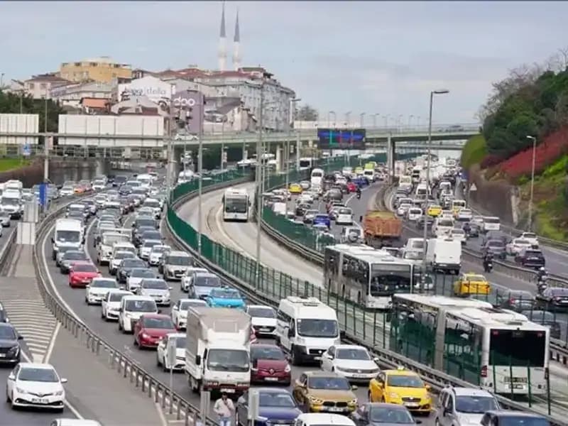 Yeni Trafik Cezaları Genel Kurul'dan Geçti: Sürücüler Dikkat!