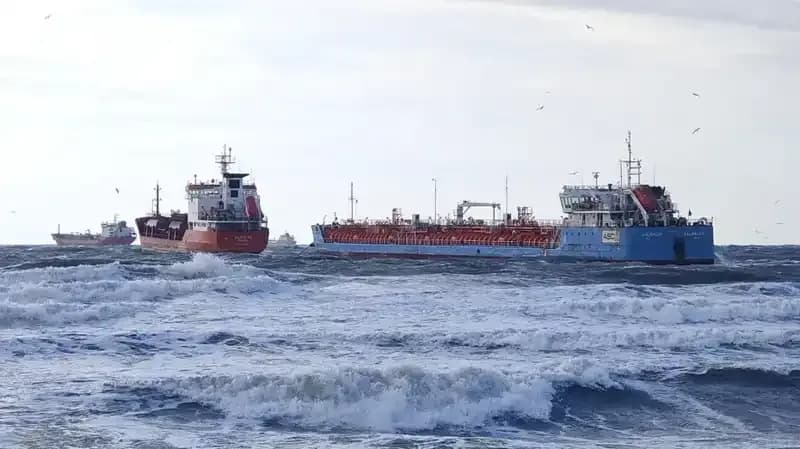 Florya Açıklarında İki Gemiden Acil Durum Çağrısı: Olayın Ardındaki Gerçek Ne?