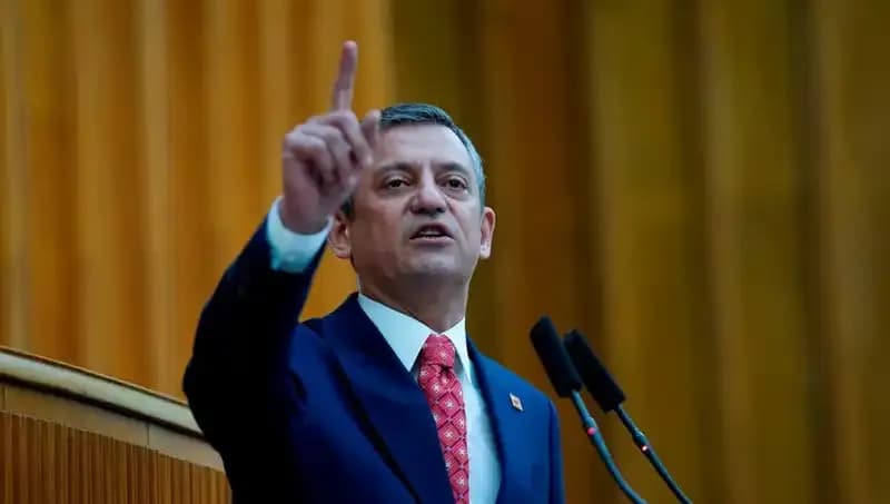 Ekrem İmamoğlu'nun Gözaltına Alınması: CHP Olağanüstü Toplandı