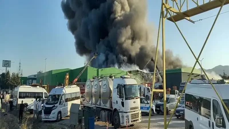 Gönen'deki Korkunç Yangın: İşçilerin Kimlikleri ve Fabrika Detayları Araştırılıyor