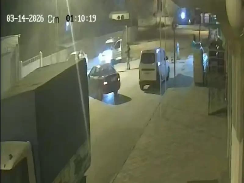 Iğdır'da Alkollü Sürücü, Polis Takibinde Belediye Çalışanına Çarptı