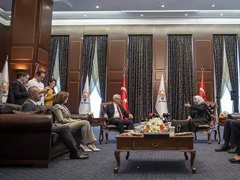 AK Parti’nin Bayramlaşma Programı Açıklandı, CHP İle Tükenmeyen Gerilimler Sürüyor