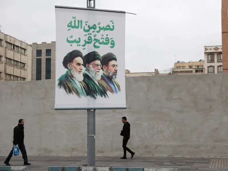 İran Savaşı'nda 12. Gün: Hürmüz Boğazı'nda Gelişmeler