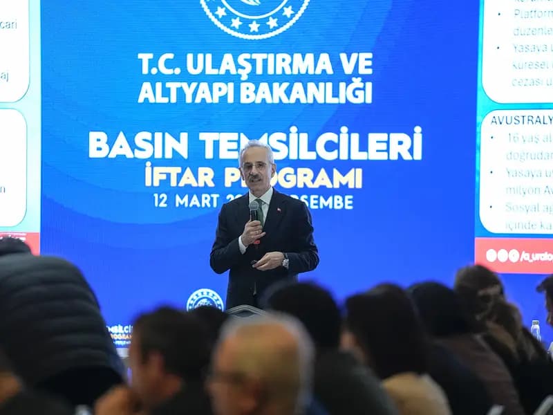 Hürmüz Boğazı'ndaki Türk Gemileri Hakkında Ulaştırma Bakanı Açıklama Yaptı