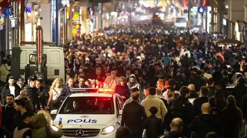 Yılbaşı İçin Dev Önlemler: 325 Bin Personel Görevde Olacak!