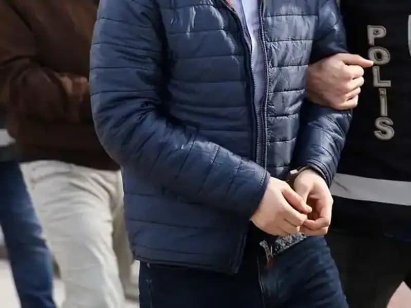 İstanbul ve Ankara'da Sahte İçki Operasyonu: 52 Şüpheli Tutuklandı