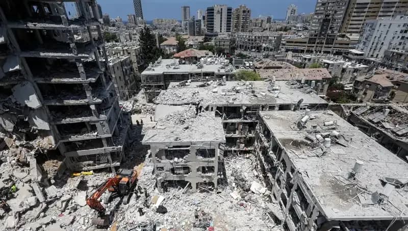 İran Füzeleri İsrail Kentlerini Hedef Alarak Büyük Bir Kriz Başlattı