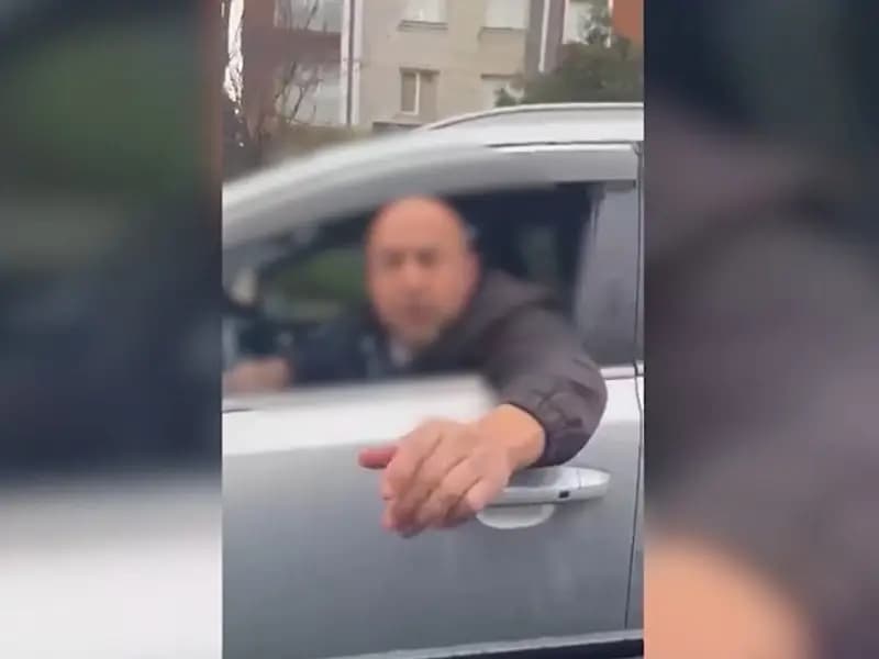 Beylikdüzü ve Beyoğlu'nda Sürücüye Sıkıştırma Olayı: 805 Bin Lira Ceza