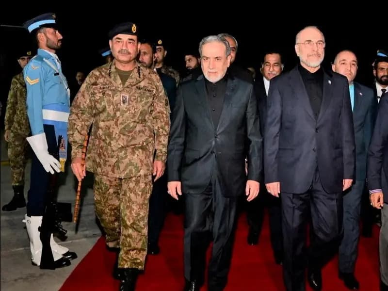 ABD ve İran İslamabad'da Barış İçin Müzakere Masasında